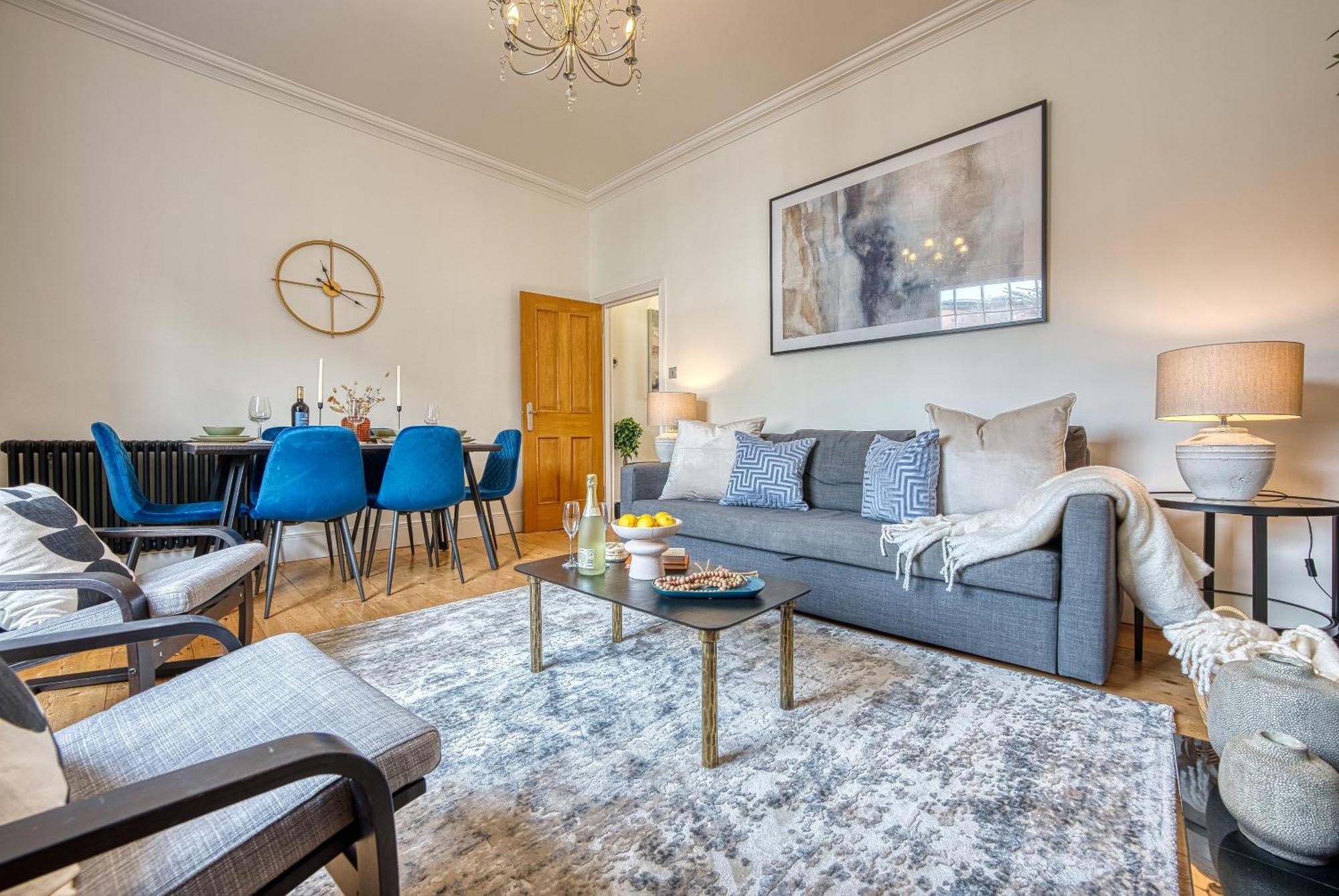 2-Bedroom Stunning, Chic, Modern & Spacious Apartment, Near Ocean Village, Central Southampton - Plenty Of Parking - By Blue Puffin Stays เซาธ์แธมป์ตัน ภายนอก รูปภาพ