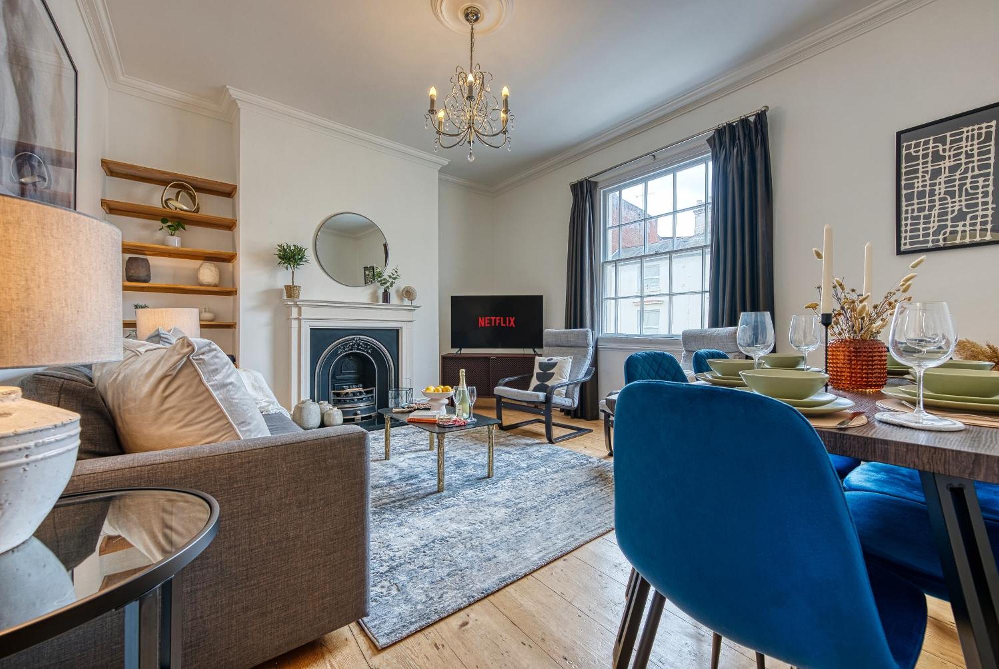 2 Bed Stunning Chic Modern Spacious Apt, Ocean Village, Southampton - Plenty Of Parking - By Blue Puffin Stays ภายนอก รูปภาพ